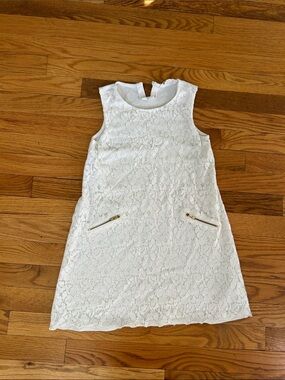 H&M Girls Size 6-8 White Lace Sleeveless Girls Dress with Gold Zipper Accents